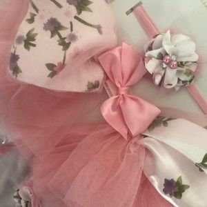 Baby Photography 3 piece Tutu set. NWT OBO